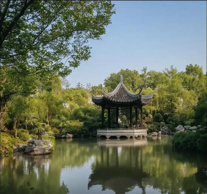 城子河区雨珍餐饮有限公司