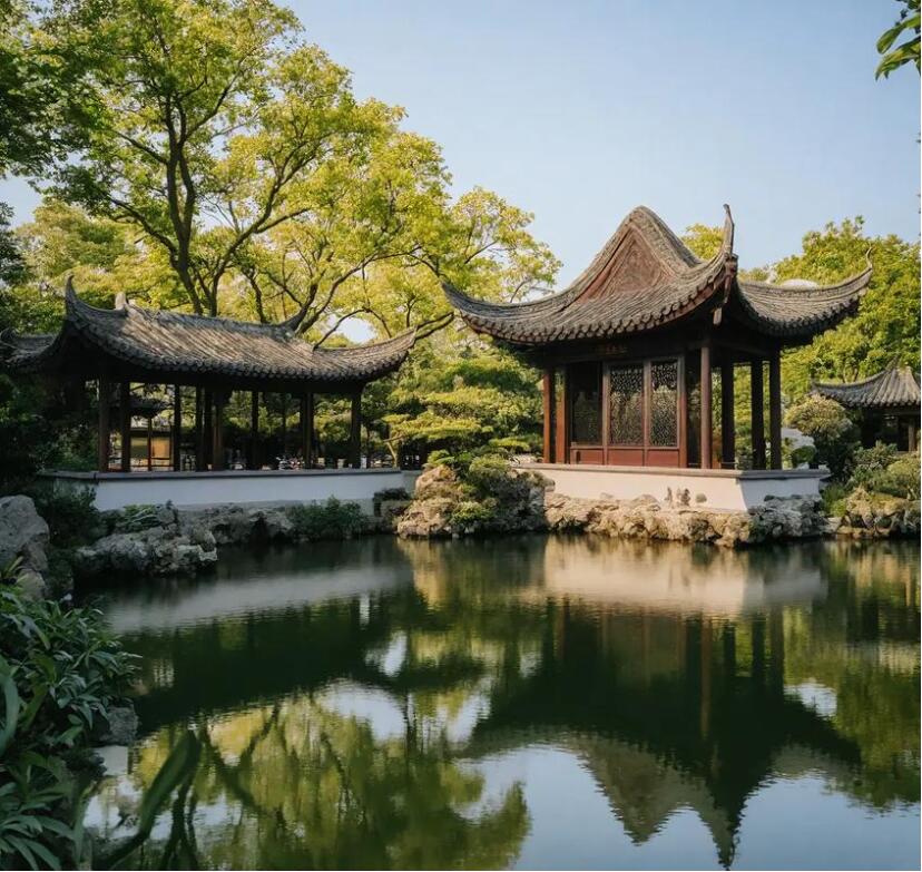 城子河区雨珍餐饮有限公司